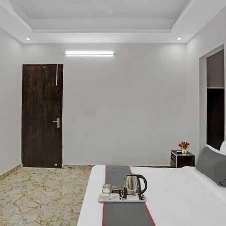 Collection O The Royal Fern Hotel Farrukhnagar Екстериор снимка