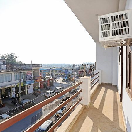 Collection O The Royal Fern Hotel Farrukhnagar Екстериор снимка
