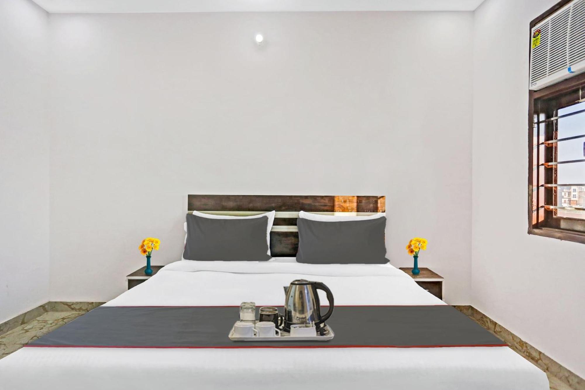 Collection O The Royal Fern Hotel Farrukhnagar Екстериор снимка